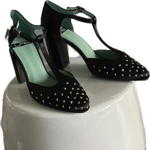 Anthropologie Heels Star Studded T/Strap Satin Pumps 9.5  Worn 1x